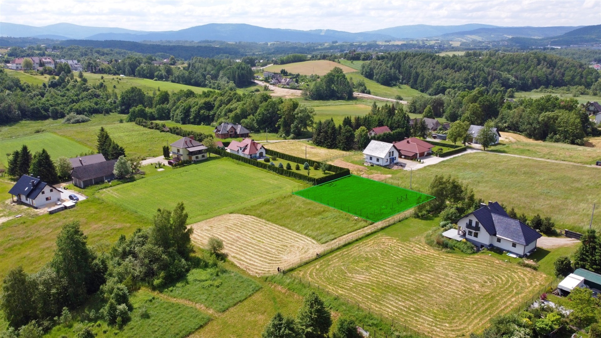 Działka na sprzedaż