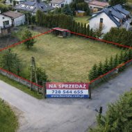 Działka na sprzedaż
