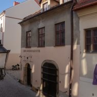Dom na sprzedaż