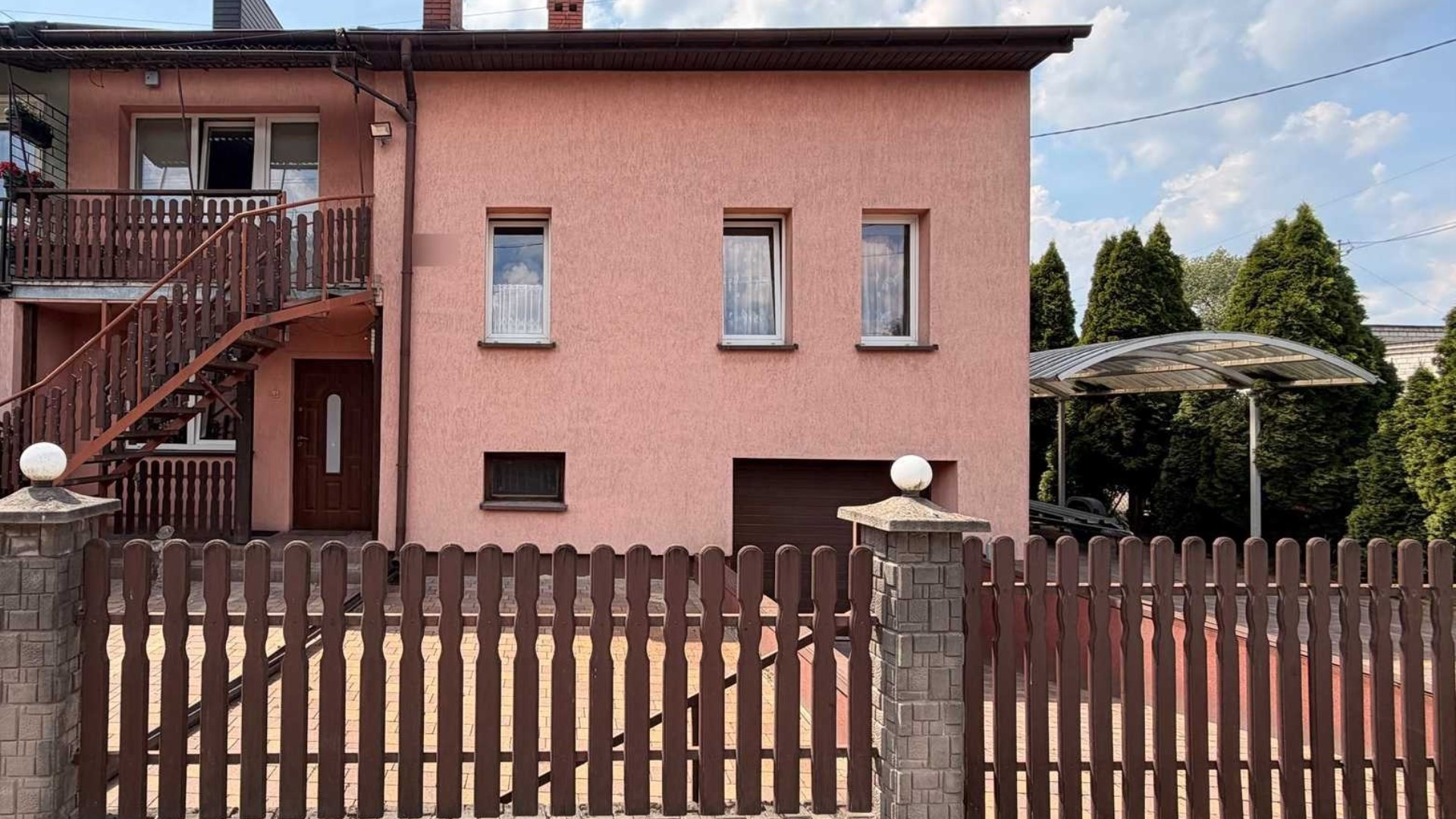 Dom na sprzedaż